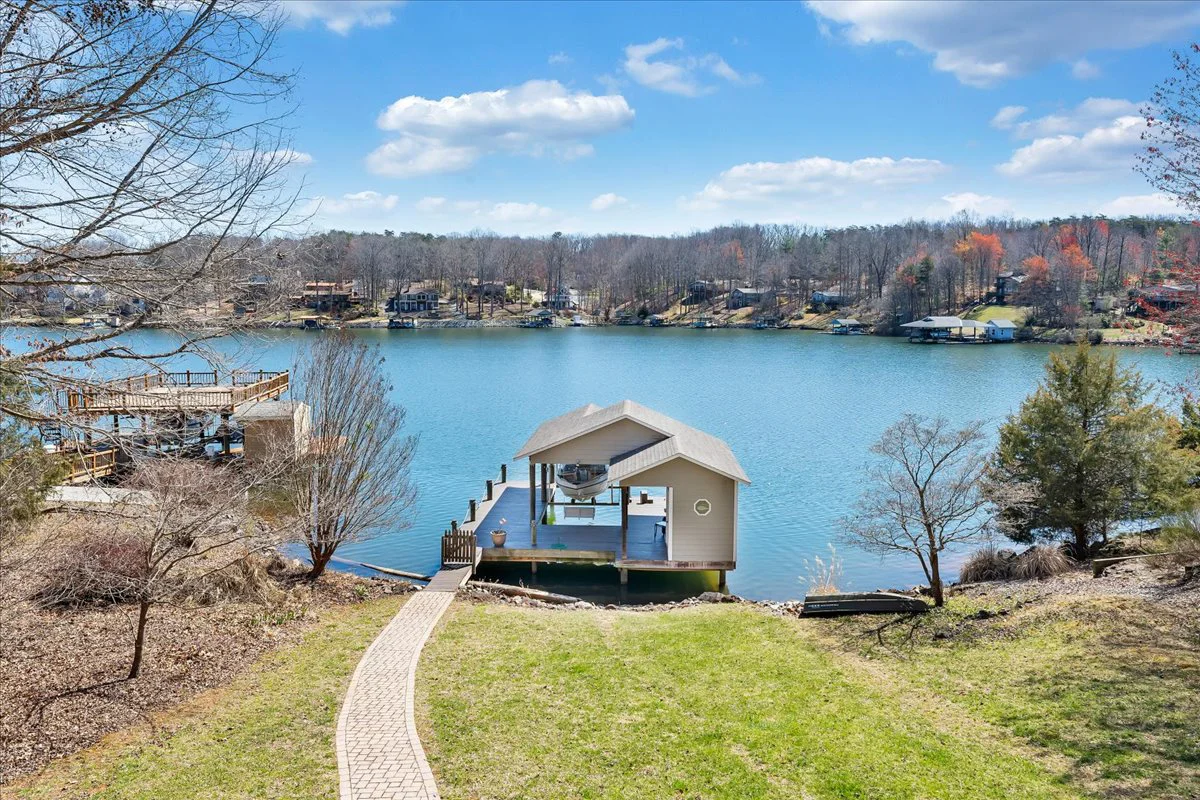 Smith Mountain Lake Waterfront Homes